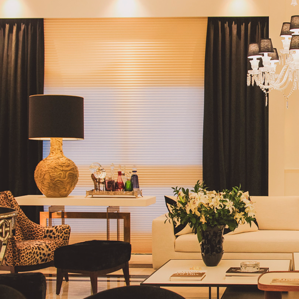 Como escolher a cortina ideal para a sala de estar?