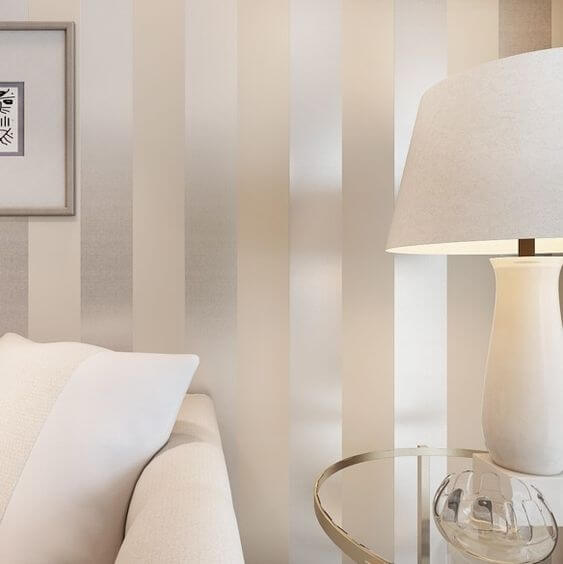 Muito brilho e requinte: 3 maneiras de usar o metalizado na decoração