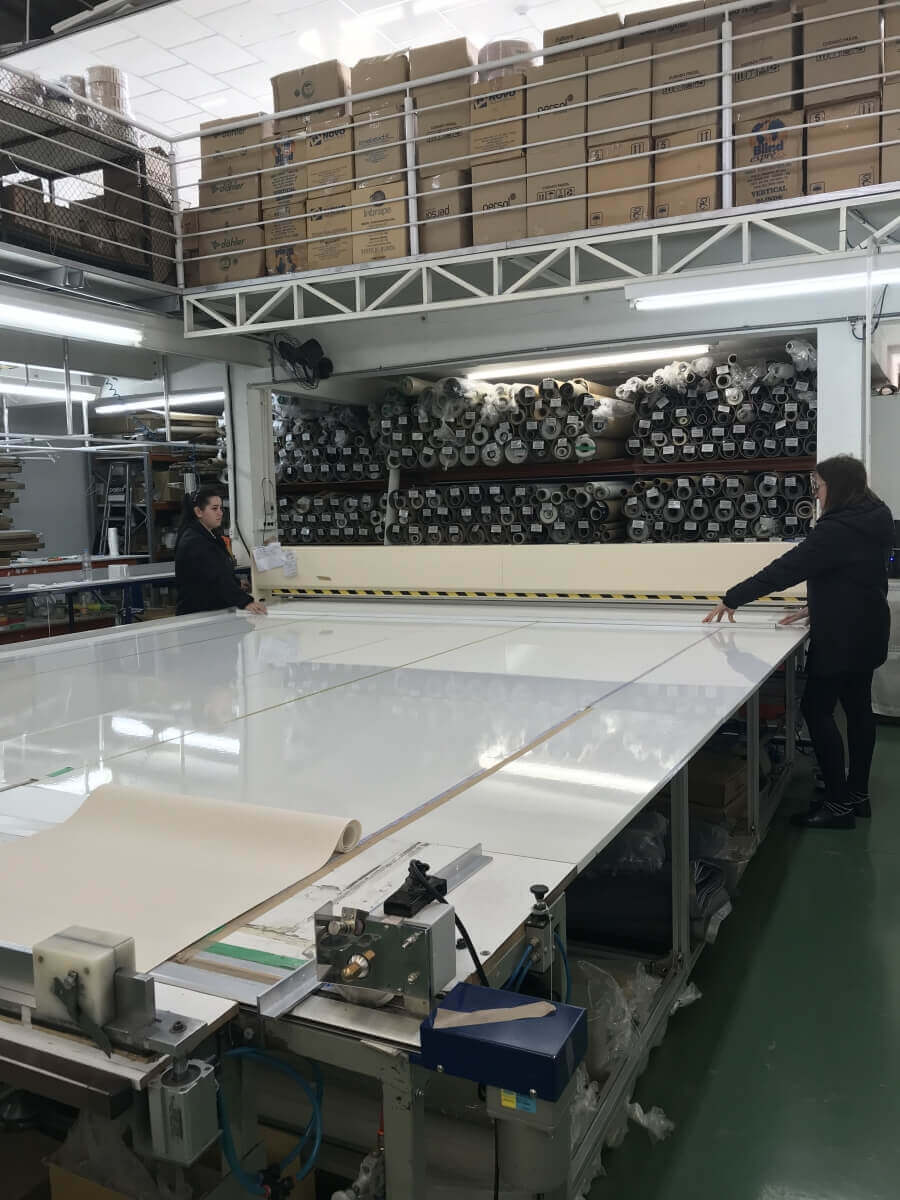Tecnologia na produção de cortinas e persianas
